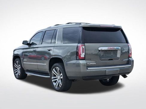 Used 2017 GMC Yukon Denali w/ Open Road Package AWD/4WD image 12