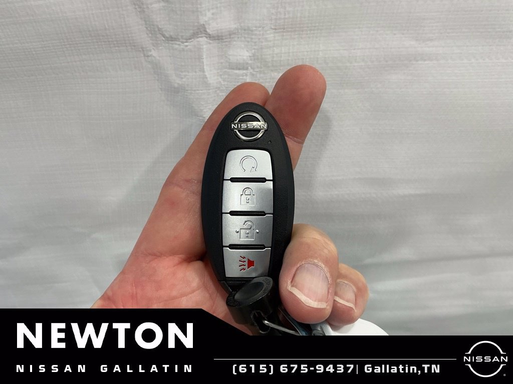 Used 2022 Nissan Rogue SV FWD image 37