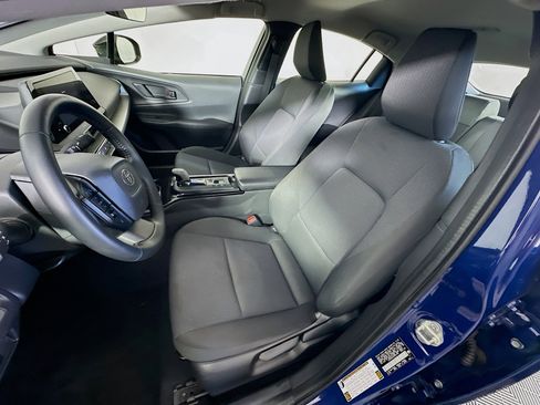 Used 2025 Toyota Prius LE image 13