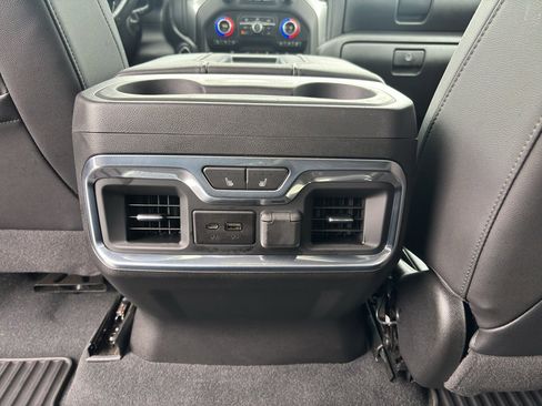 Used 2020 Chevrolet Silverado 3500 LTZ w/ LTZ Convenience Package image 16