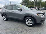 Used 2015 Nissan Rogue SV w/ SV Premium Package image 2