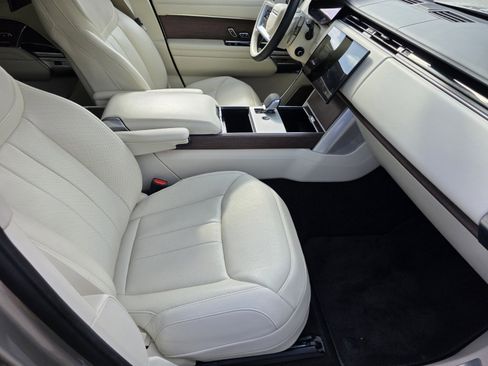 Used 2024 Land Rover Range Rover Long Wheelbase Autobiography AWD/4WD image 3