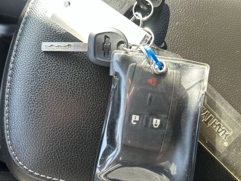 Used 2022 Chevrolet Colorado LT w/ Fleet Safety Package image 34