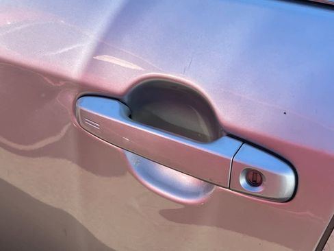 Used 2013 Toyota Camry SE w/ Convenience Pkg image 7