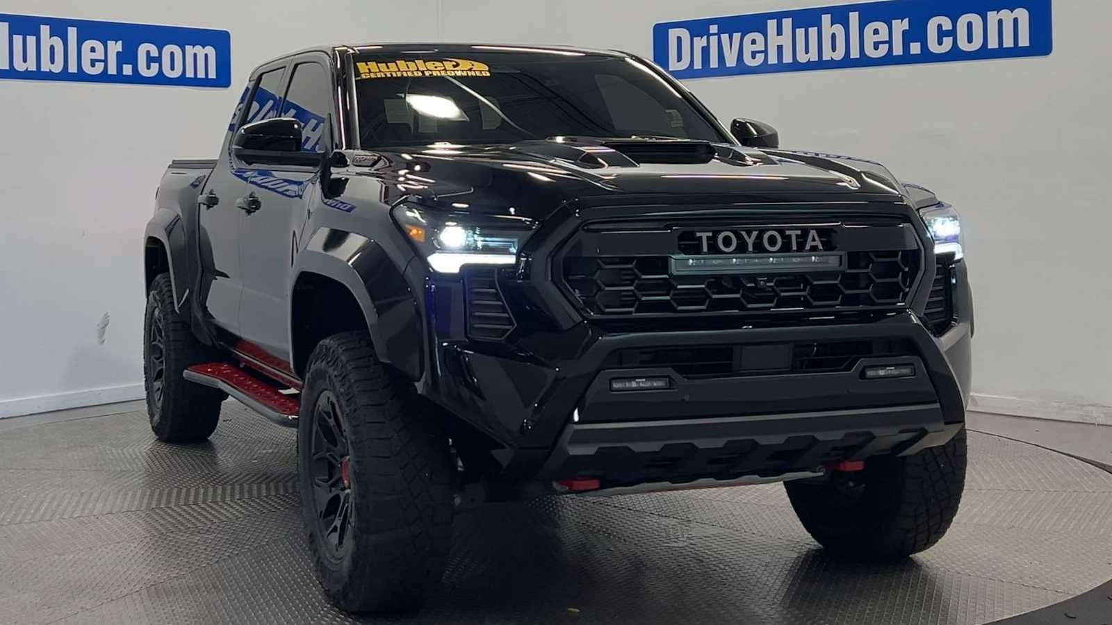 Used 2025 Toyota Tacoma TRD Pro AWD/4WD image 7
