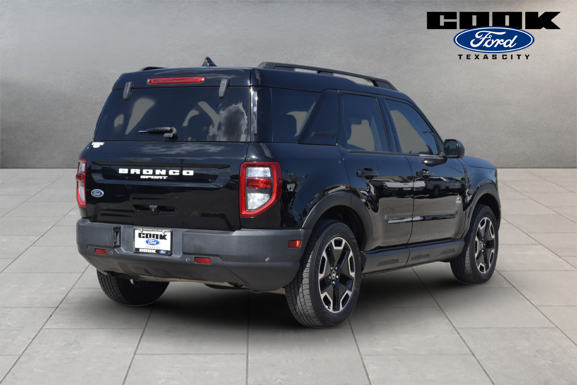 Used 2021 Ford Bronco Sport Outer Banks AWD/4WD image 3