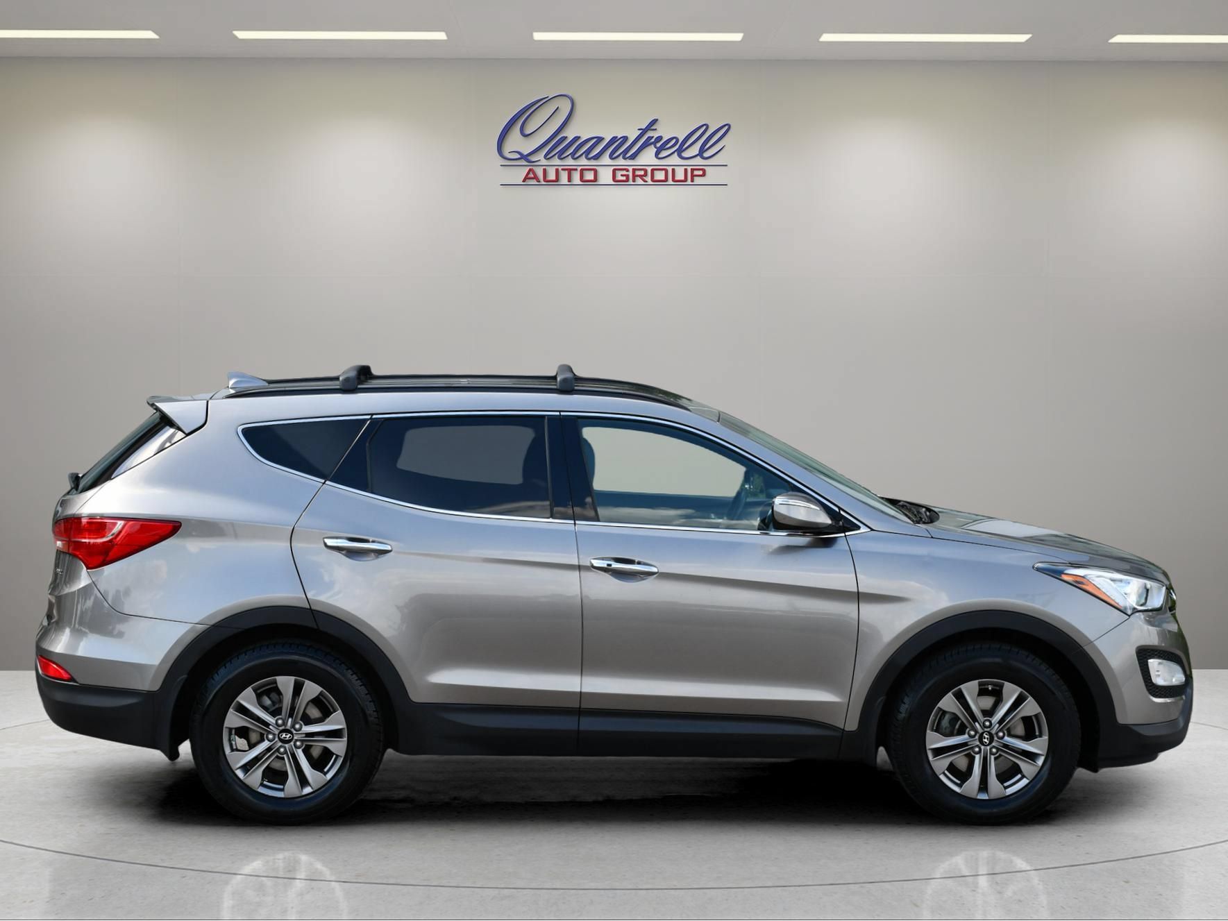 Used 2016 Hyundai Santa Fe Sport w/ Option Group 03 FWD image 3