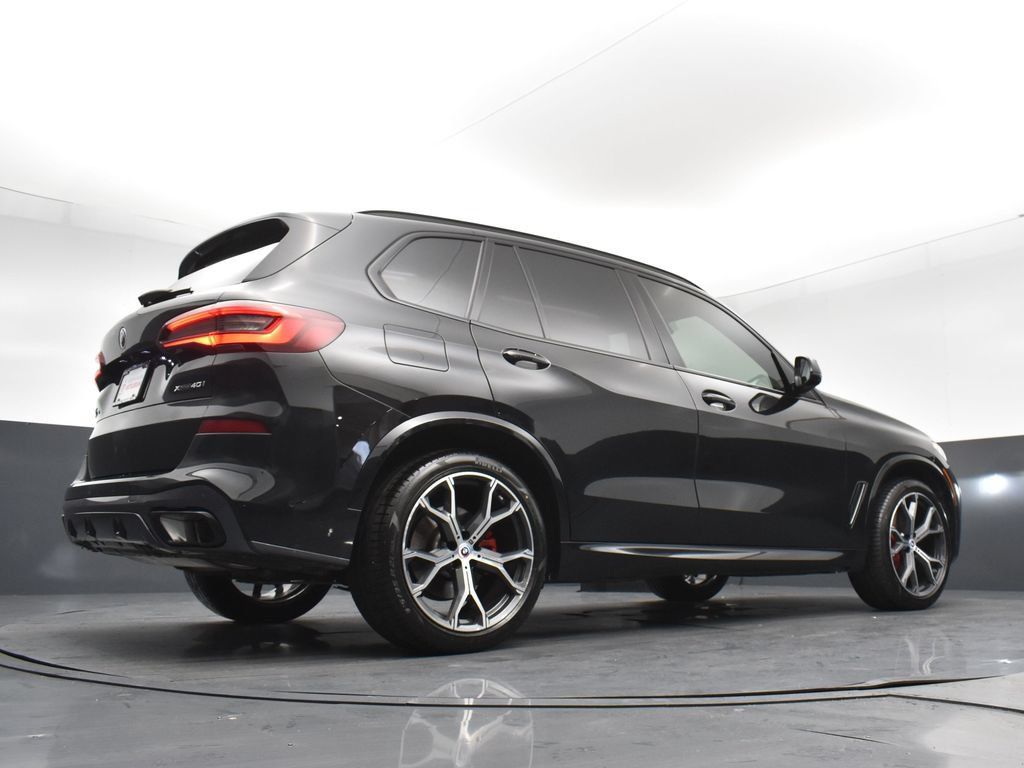 Used 2023 BMW X5 xDrive40i w/ M Sport Edition AWD/4WD image 27