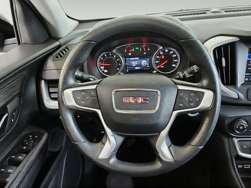 Used 2022 GMC Terrain SLE w/ Elevation Edition FWD image 9