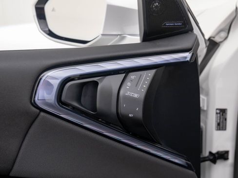 Certified 2025 BMW X3 xDrive30i image 13