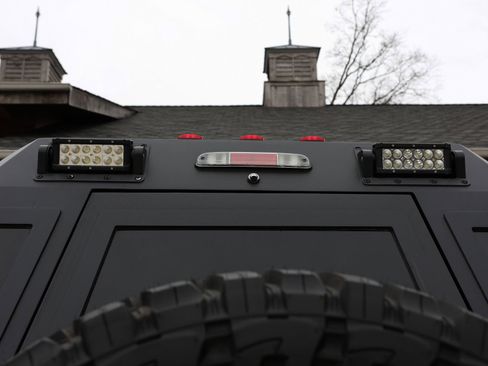 Used 2016 Ford F450 XLT w/ XLT Interior Package image 25