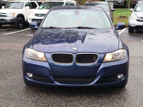 Used 2011 BMW 328i Sedan RWD image 2
