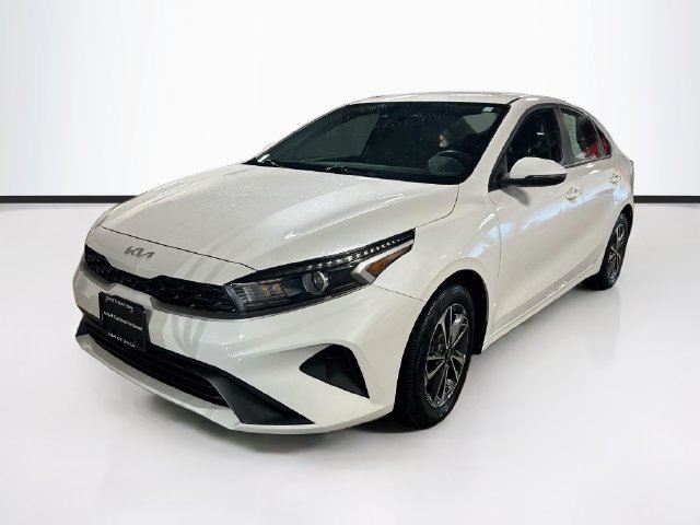 Certified 2024 Kia Forte LXS w/ LXS Technology Package FWD image 3