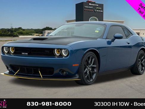 Used 2022 Dodge Challenger R/T w/ Blacktop Package RWD image 7