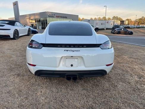 Used 2024 Porsche 718 Cayman Style Edition image 7