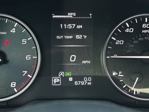 Used 2025 Subaru Outback Limited AWD/4WD image 22