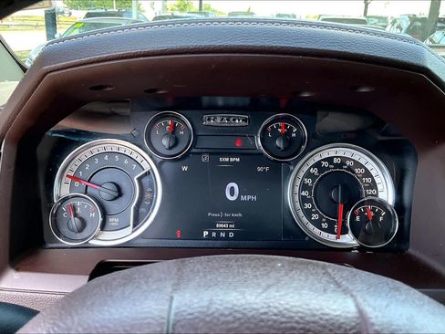 Used 2018 RAM 1500 Laramie w/ Convenience Group AWD/4WD image 27