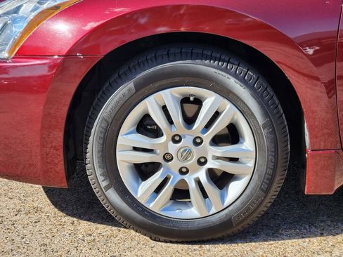 Used 2012 Nissan Altima 2.5 S w/ Special Edition Pkg image 9