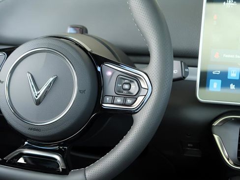 New 2025 VinFast VF 8 Plus AWD/4WD image 9