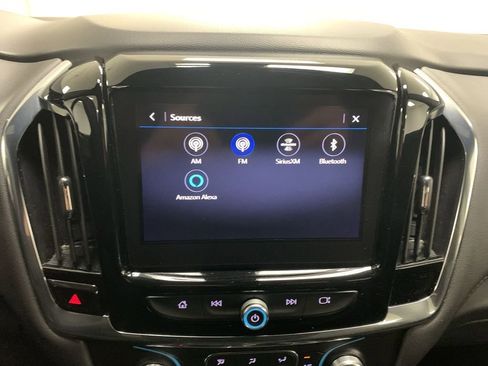 Used 2023 Chevrolet Traverse LT w/ LPO, Floor Liner Package AWD/4WD image 34