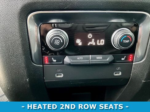 Used 2022 Chevrolet Suburban High Country AWD/4WD image 41