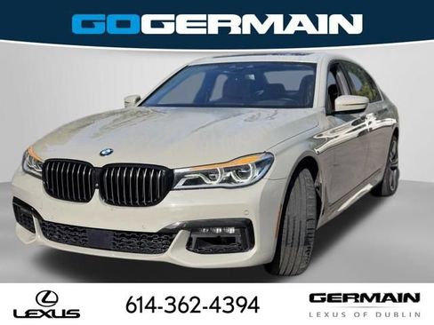 Used 2018 BMW 750i RWD image 1