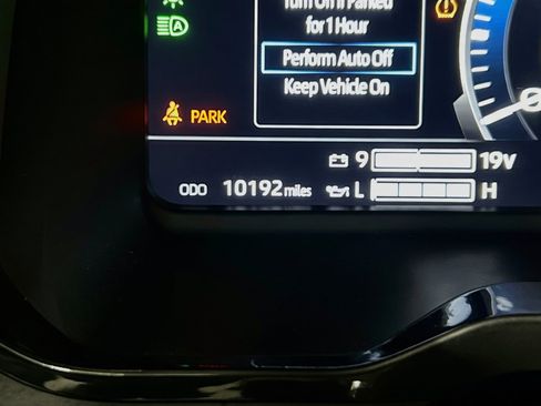 Used 2024 Toyota Sequoia SR5 w/ SR5 Premium Package AWD/4WD image 8