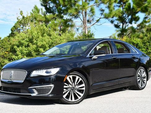 Used 2020 Lincoln MKZ Reserve image 22