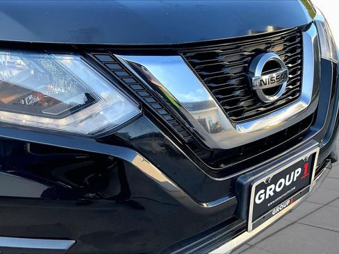 Used 2017 Nissan Rogue S FWD image 29