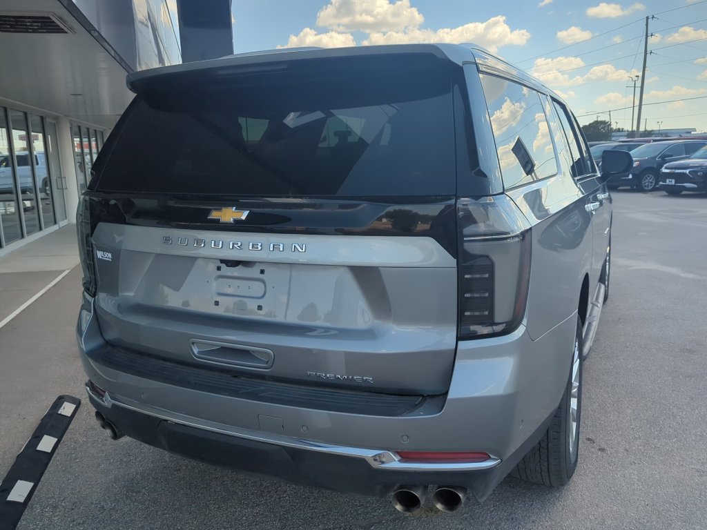 Certified 2026 Chevrolet Suburban Premier AWD/4WD image 6