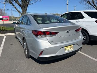 Used 2019 Hyundai Sonata SE video 2