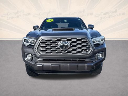 Used 2022 Toyota Tacoma TRD Sport image 9