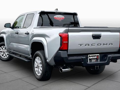 Used 2025 Toyota Tacoma SR RWD image 10