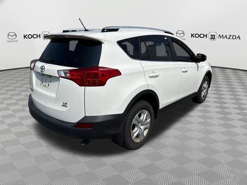 Used 2015 Toyota RAV4 LE AWD/4WD image 7