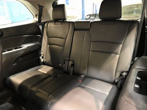 Used 2019 Honda Pilot Elite image 12