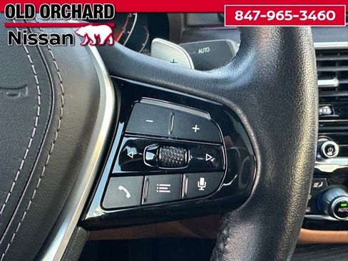 Used 2023 BMW 530i xDrive 530i xDrive w/ Premium Package image 21