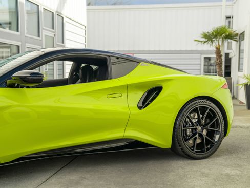 Used 2025 Lotus Emira RWD image 6