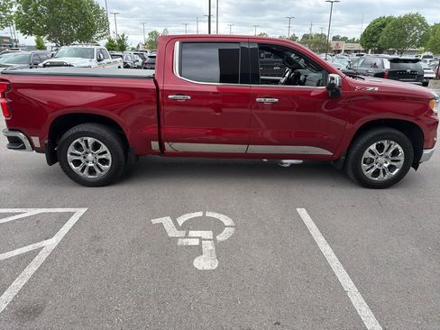 Used 2022 Chevrolet Silverado 1500 LTZ image 8