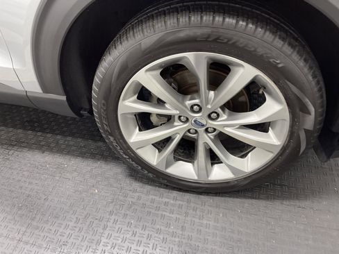 Used 2021 Ford Explorer Platinum w/ Equipment Group 601A image 27