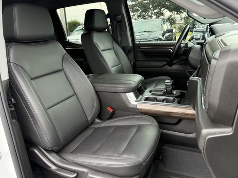 Used 2023 Chevrolet Silverado 1500 LT w/ Leather Package RWD image 35