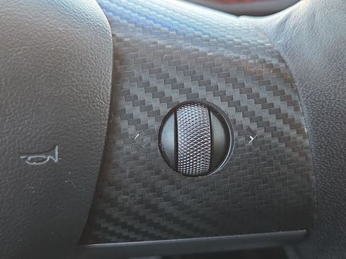 Used 2022 Tesla Model Y Performance image 26