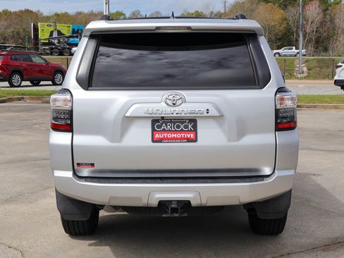 Used 2022 Toyota 4Runner SR5 image 20