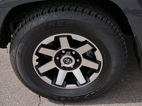 Certified 2024 Toyota 4Runner TRD Off-Road Premium w/ Off Road Premium Plus Package AWD/4WD image 15