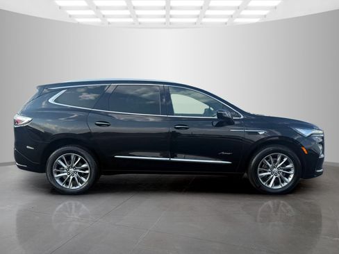 Used 2023 Buick Enclave Avenir w/ Avenir Technology Package AWD/4WD image 2