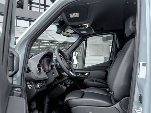 New 2026 Mercedes-Benz Sprinter 2500 image 12