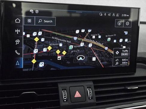 Certified 2025 Audi Q5 e Premium Plus w/ Premium Plus Package image 13