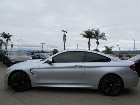 Used 2015 BMW M4 Coupe RWD image 4