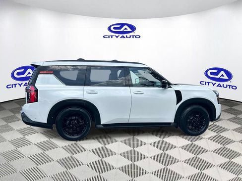 Used 2025 Nissan Armada PRO-4X w/ Pro-4X Premium Package AWD/4WD image 2
