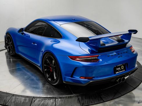 Used 2018 Porsche 911 GT3 RWD image 13