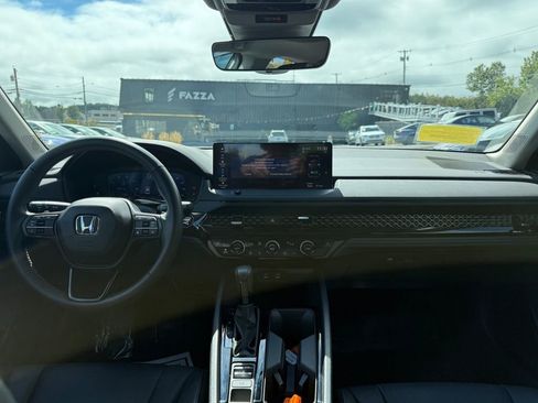 Used 2023 Honda Accord EX-L image 19